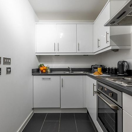 Modern 1 Bed In Central Mk, Free Parking, Smart Tv, Manhattan House By Valore Property Services Milton Keynes Exterior foto
